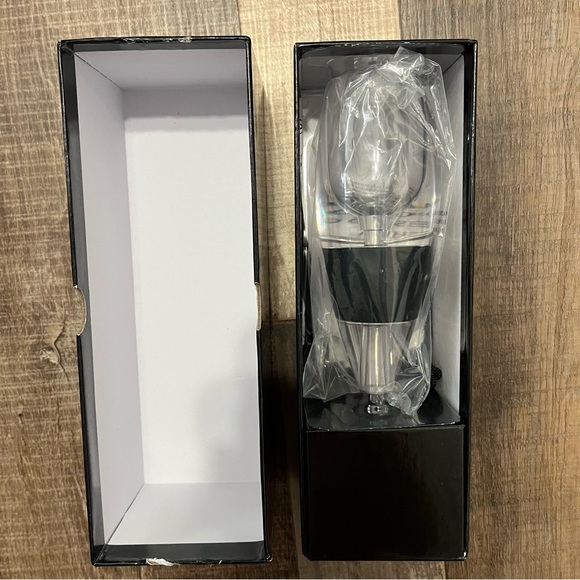 Drinks Connoisseur’s Deluxe Wine Aerator - Picture 4 of 7